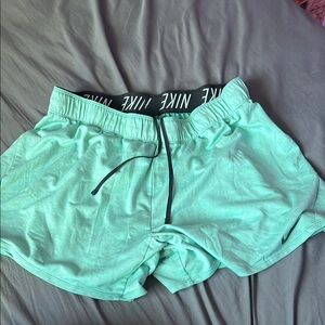 Nike Green Athletic Shorts Lightweight Moisture-Wicking